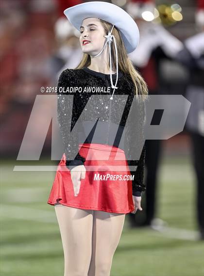 Thumbnail 2 in Lee @ Rockwall photogallery.