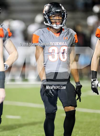 Thumbnail 2 in Lee @ Rockwall photogallery.