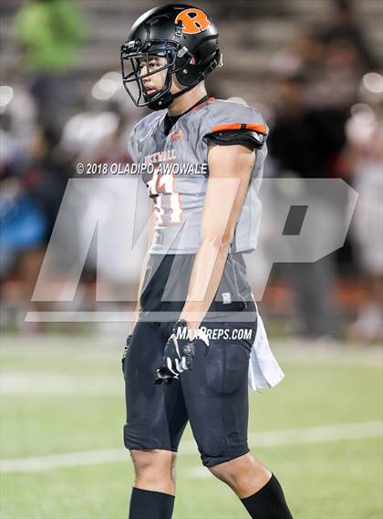 Thumbnail 3 in Lee @ Rockwall photogallery.