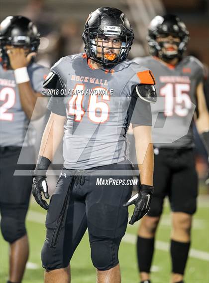 Thumbnail 1 in Lee @ Rockwall photogallery.