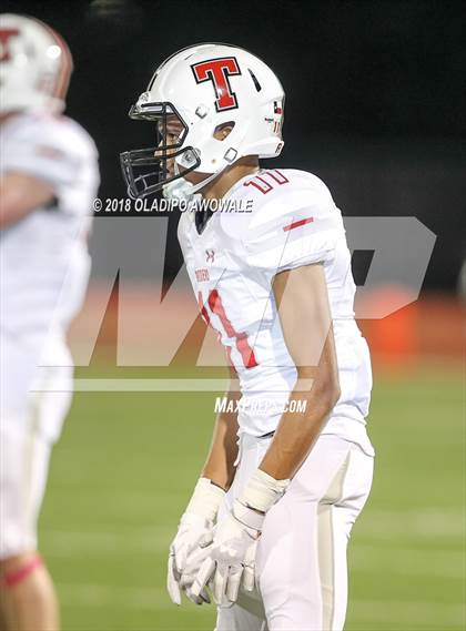 Thumbnail 1 in Lee @ Rockwall photogallery.