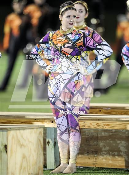 Thumbnail 3 in Lee @ Rockwall photogallery.
