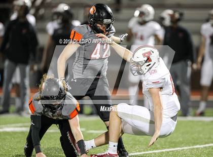 Thumbnail 1 in Lee @ Rockwall photogallery.