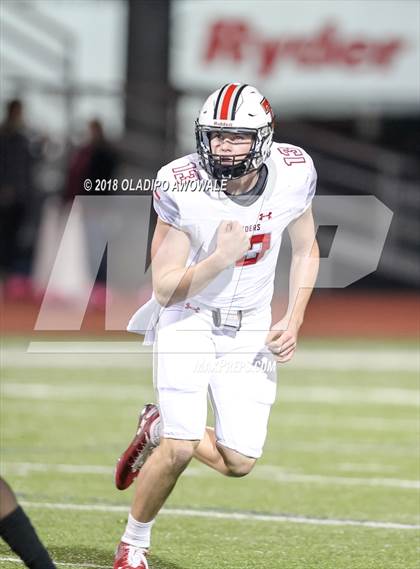 Thumbnail 2 in Lee @ Rockwall photogallery.