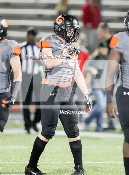 Thumbnail 2 in Lee @ Rockwall photogallery.