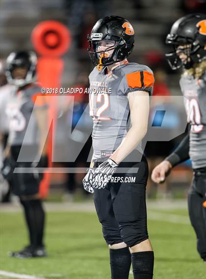 Thumbnail 3 in Lee @ Rockwall photogallery.