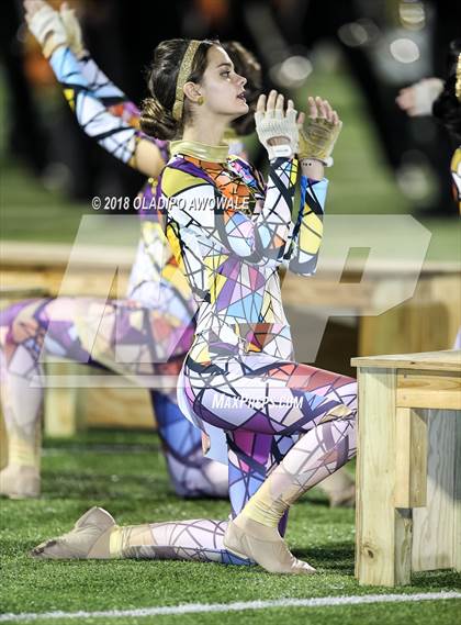 Thumbnail 1 in Lee @ Rockwall photogallery.