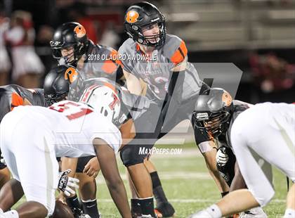 Thumbnail 2 in Lee @ Rockwall photogallery.