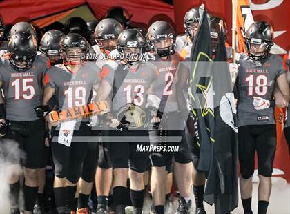 Thumbnail 3 in Lee @ Rockwall photogallery.