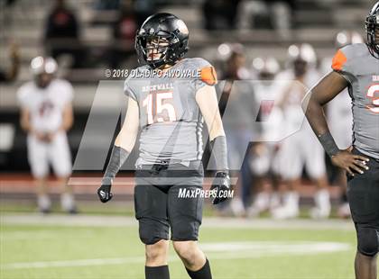 Thumbnail 2 in Lee @ Rockwall photogallery.