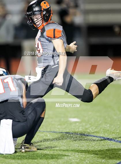 Thumbnail 2 in Lee @ Rockwall photogallery.