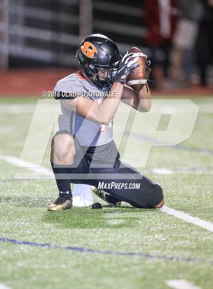 Thumbnail 1 in Lee @ Rockwall photogallery.