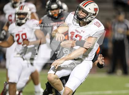 Thumbnail 1 in Lee @ Rockwall photogallery.