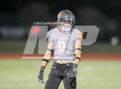 Thumbnail 3 in Lee @ Rockwall photogallery.