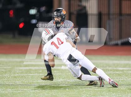 Thumbnail 2 in Lee @ Rockwall photogallery.