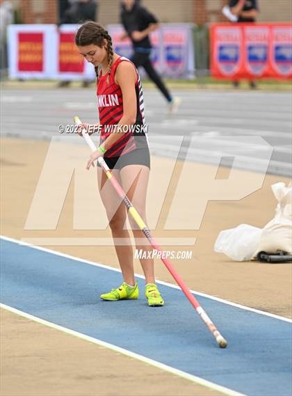 Thumbnail 2 in NCHSAA 3A State Track & Field Championship photogallery.