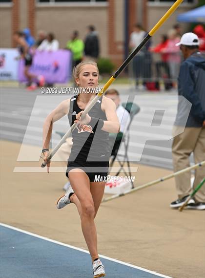 Thumbnail 2 in NCHSAA 3A State Track & Field Championship photogallery.