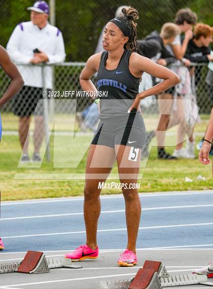 Thumbnail 2 in NCHSAA 3A State Track & Field Championship photogallery.