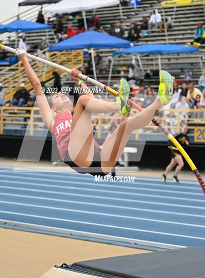 Thumbnail 3 in NCHSAA 3A State Track & Field Championship photogallery.