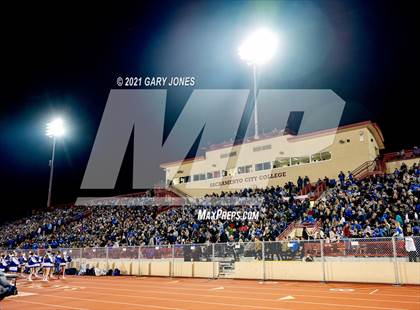 Thumbnail 1 in Rocklin vs. Folsom photogallery.