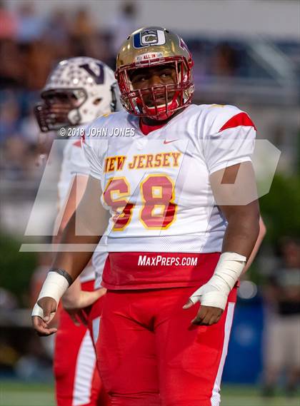 Thumbnail 1 in Phil Simms Al-Star Classic (North vs. South) photogallery.