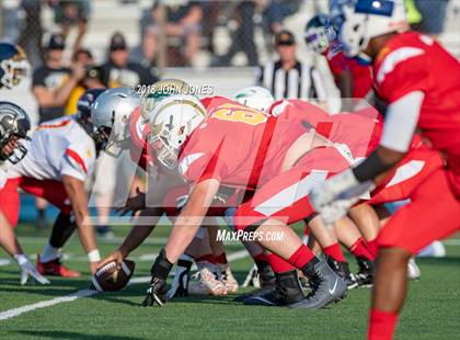 Thumbnail 3 in Phil Simms Al-Star Classic (North vs. South) photogallery.