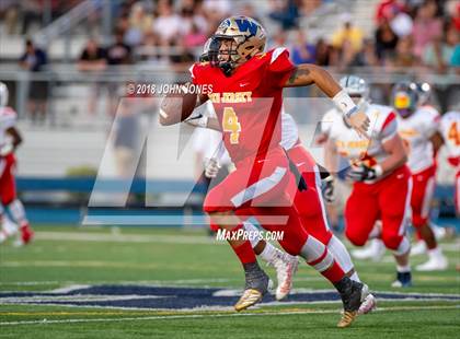 Thumbnail 3 in Phil Simms Al-Star Classic (North vs. South) photogallery.