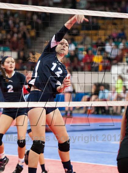 Thumbnail 3 in Platte Valley vs. Gunnison (CHSAA 3A Semifinal) photogallery.