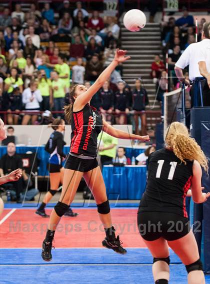Thumbnail 2 in Platte Valley vs. Gunnison (CHSAA 3A Semifinal) photogallery.