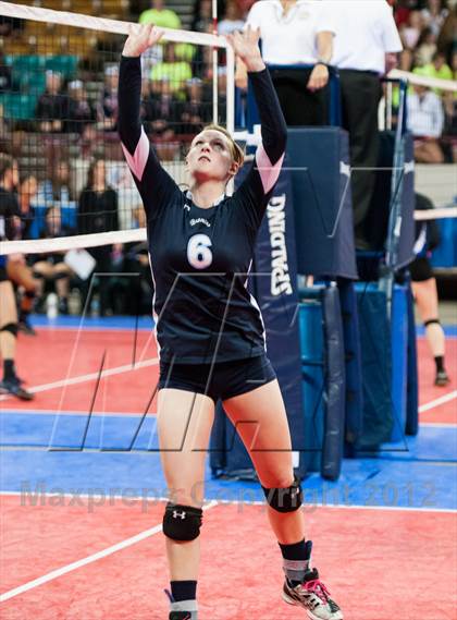 Thumbnail 2 in Platte Valley vs. Gunnison (CHSAA 3A Semifinal) photogallery.