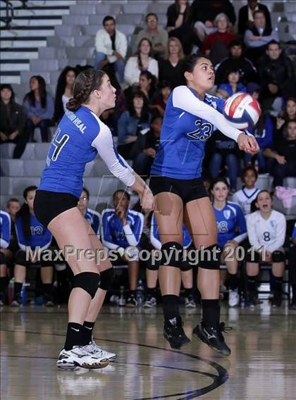 Thumbnail 2 in El Camino Real vs. Granada Hills (CIF LACS D1 Final) photogallery.