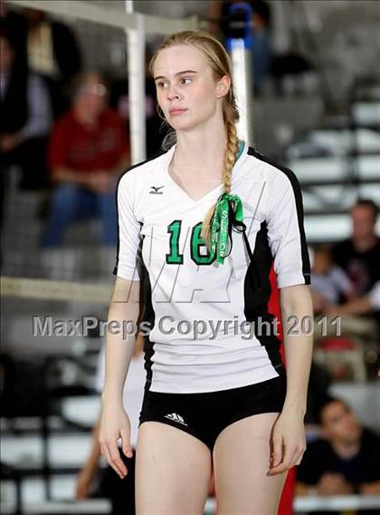 Thumbnail 1 in El Camino Real vs. Granada Hills (CIF LACS D1 Final) photogallery.