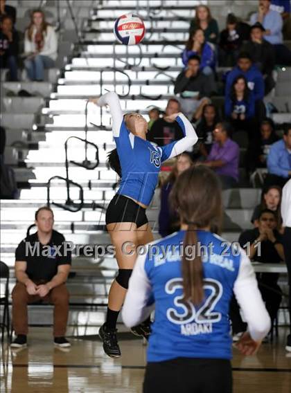 Thumbnail 3 in El Camino Real vs. Granada Hills (CIF LACS D1 Final) photogallery.