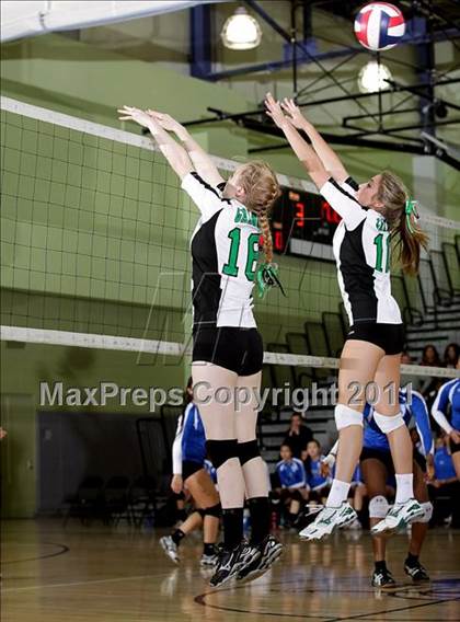 Thumbnail 1 in El Camino Real vs. Granada Hills (CIF LACS D1 Final) photogallery.