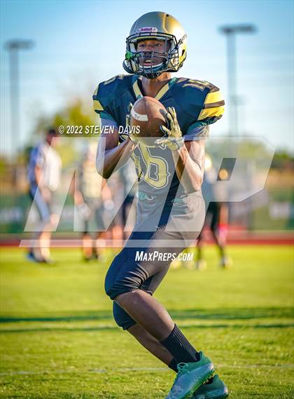 Thumbnail 1 in Salpointe Catholic @ Basha photogallery.