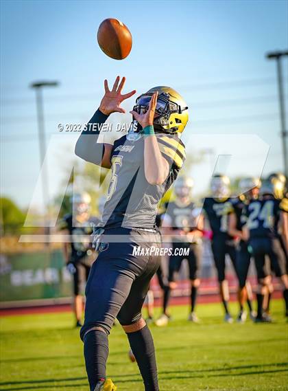 Thumbnail 2 in Salpointe Catholic @ Basha photogallery.