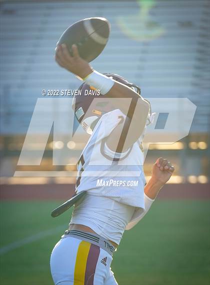 Thumbnail 2 in Salpointe Catholic @ Basha photogallery.