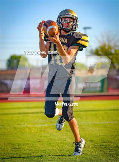 Thumbnail 2 in Salpointe Catholic @ Basha photogallery.
