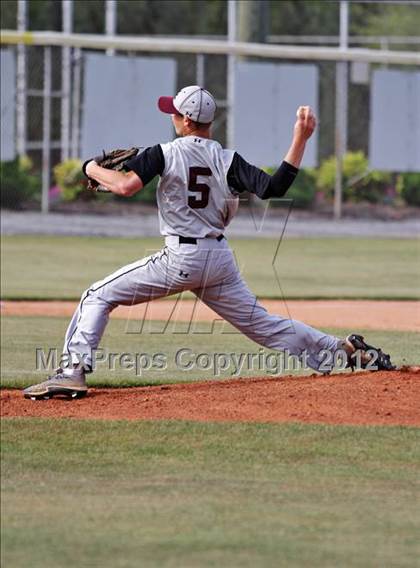 Thumbnail 3 in Morristown-Hamblen West vs Alcoa (Daily Times Classic) photogallery.