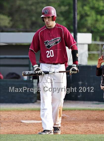 Thumbnail 2 in Morristown-Hamblen West vs Alcoa (Daily Times Classic) photogallery.