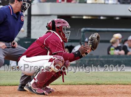 Thumbnail 2 in Morristown-Hamblen West vs Alcoa (Daily Times Classic) photogallery.