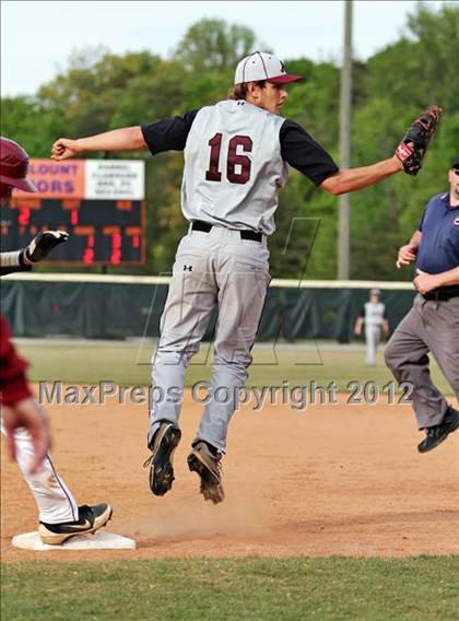 Thumbnail 1 in Morristown-Hamblen West vs Alcoa (Daily Times Classic) photogallery.