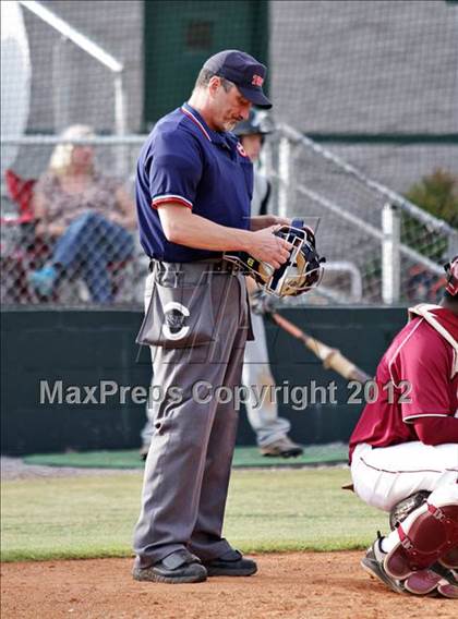 Thumbnail 3 in Morristown-Hamblen West vs Alcoa (Daily Times Classic) photogallery.