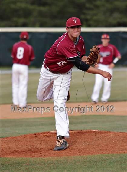 Thumbnail 1 in Morristown-Hamblen West vs Alcoa (Daily Times Classic) photogallery.