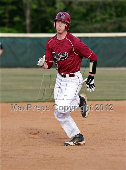 Thumbnail 3 in Morristown-Hamblen West vs Alcoa (Daily Times Classic) photogallery.