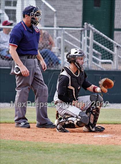 Thumbnail 1 in Morristown-Hamblen West vs Alcoa (Daily Times Classic) photogallery.