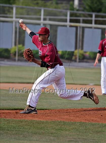 Thumbnail 1 in Morristown-Hamblen West vs Alcoa (Daily Times Classic) photogallery.