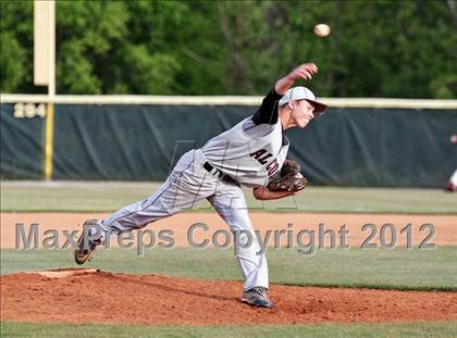 Thumbnail 2 in Morristown-Hamblen West vs Alcoa (Daily Times Classic) photogallery.