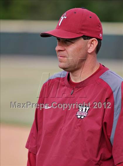 Thumbnail 1 in Morristown-Hamblen West vs Alcoa (Daily Times Classic) photogallery.