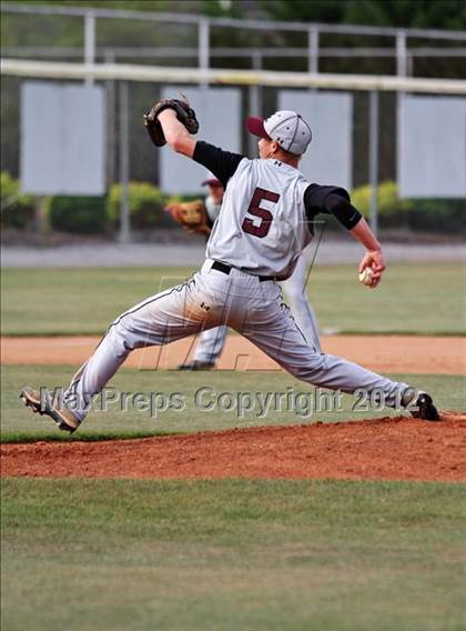 Thumbnail 1 in Morristown-Hamblen West vs Alcoa (Daily Times Classic) photogallery.